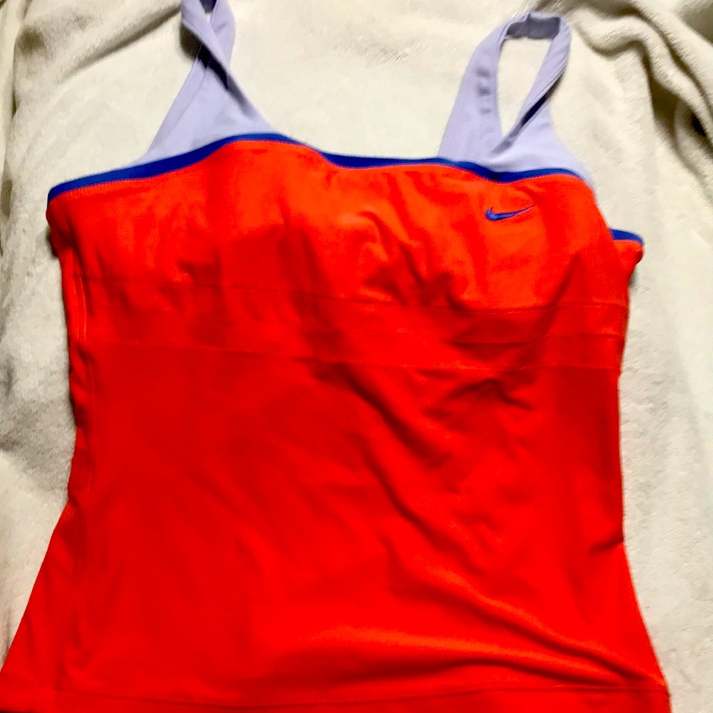 Nike sports top orange good condition